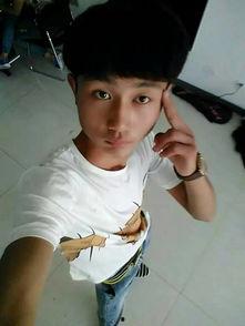 mc红颜个人资料,揭秘网络红人的魅力与成长之路  第2张